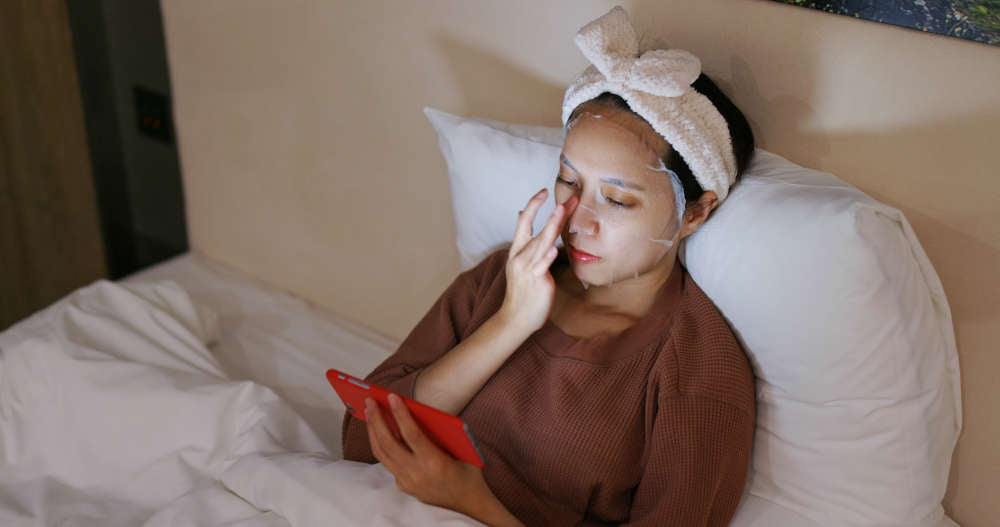7 Tahapan Skincare Malam yang Tepat untuk Dapatkan Kulit Sehat