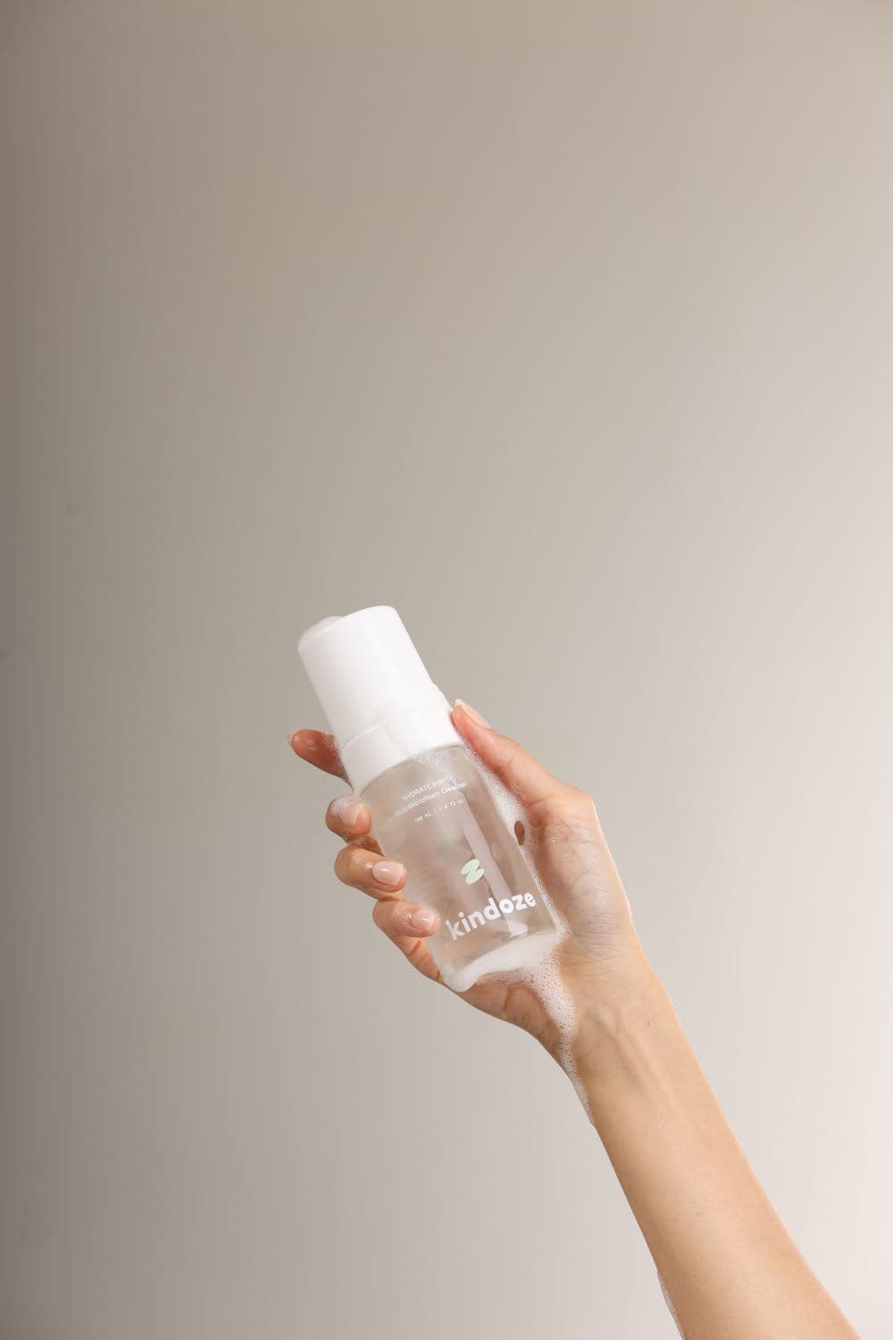 HYDRATE AWAY! Mild Microfoam Cleanser.